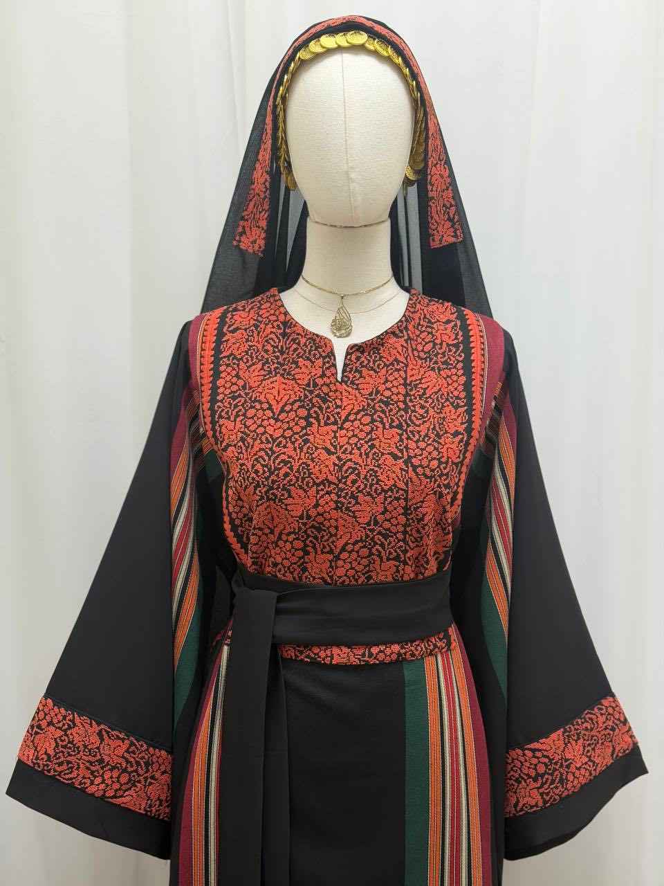 Thobe Qutouf Al-Karmel Hand Stitched