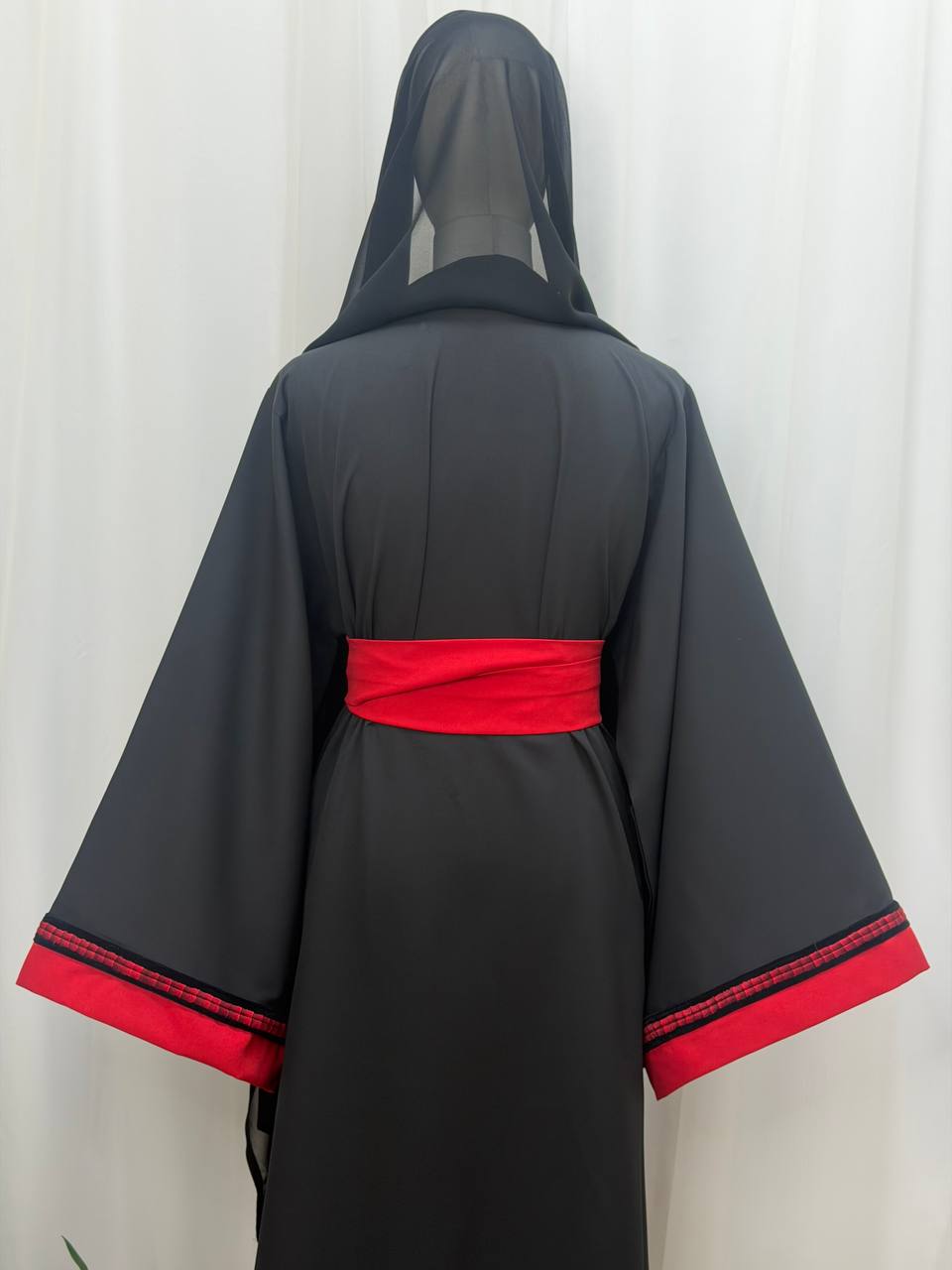 Al Samra Hand-Embroidered Heritage Thobe