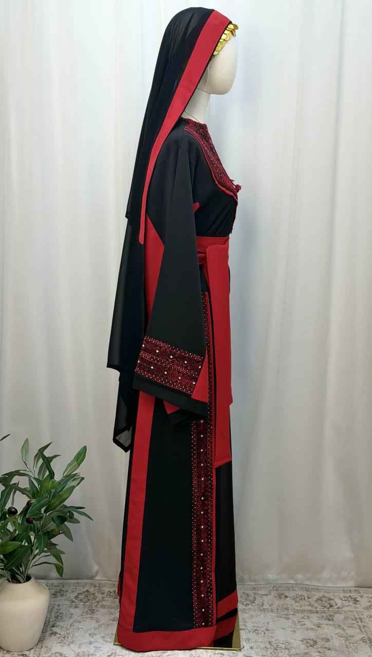 Thobe Laylat Al-Karmel