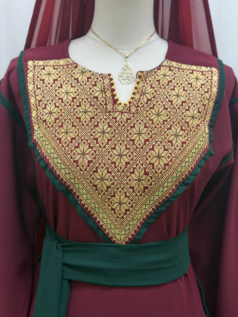 Karmel Al-Muluk Hand-Embroidered Thobe