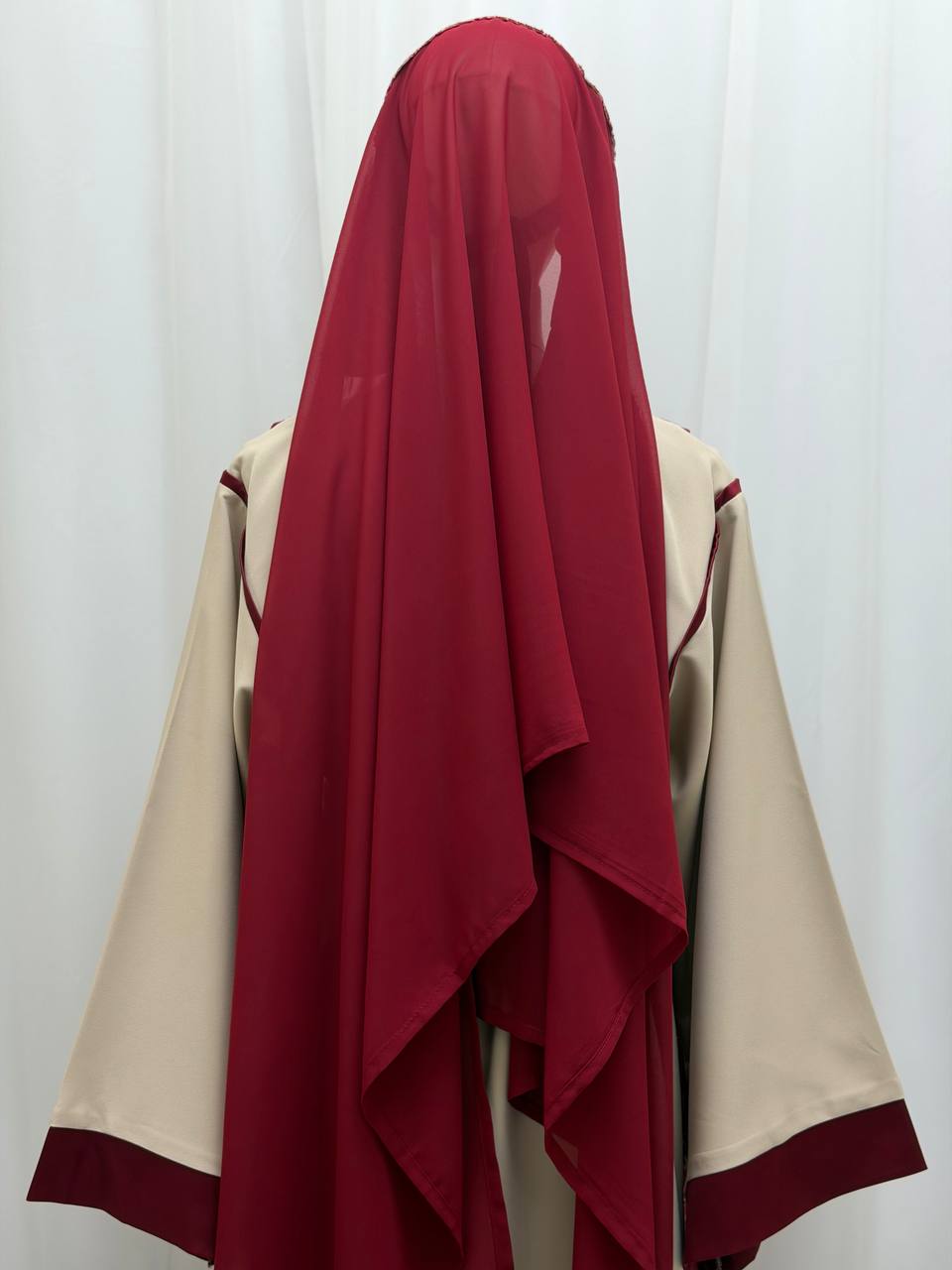 Thobe Crimson Heritage