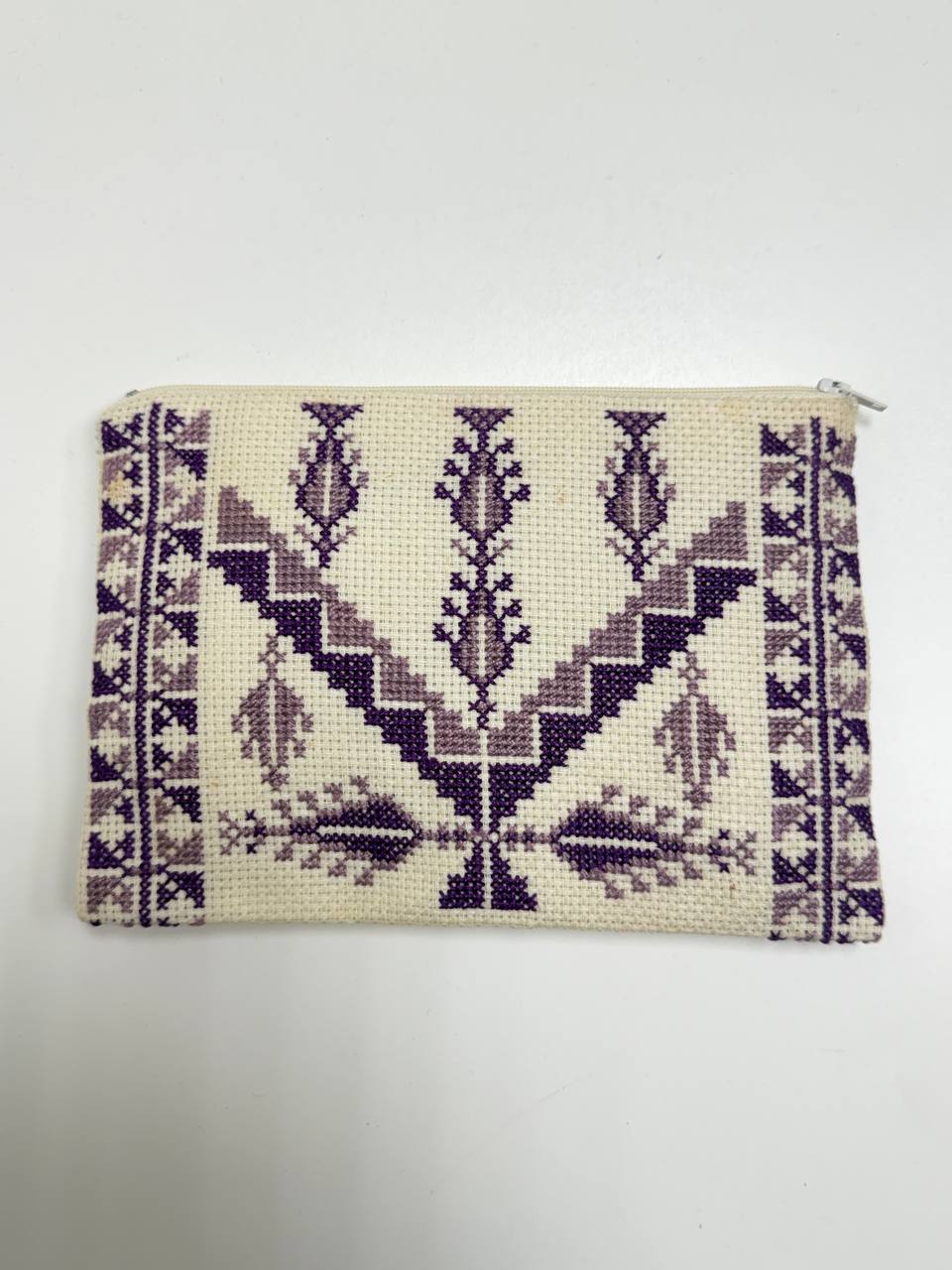 Hand-Embroidered Palestinian Heritage Zipper Pouch