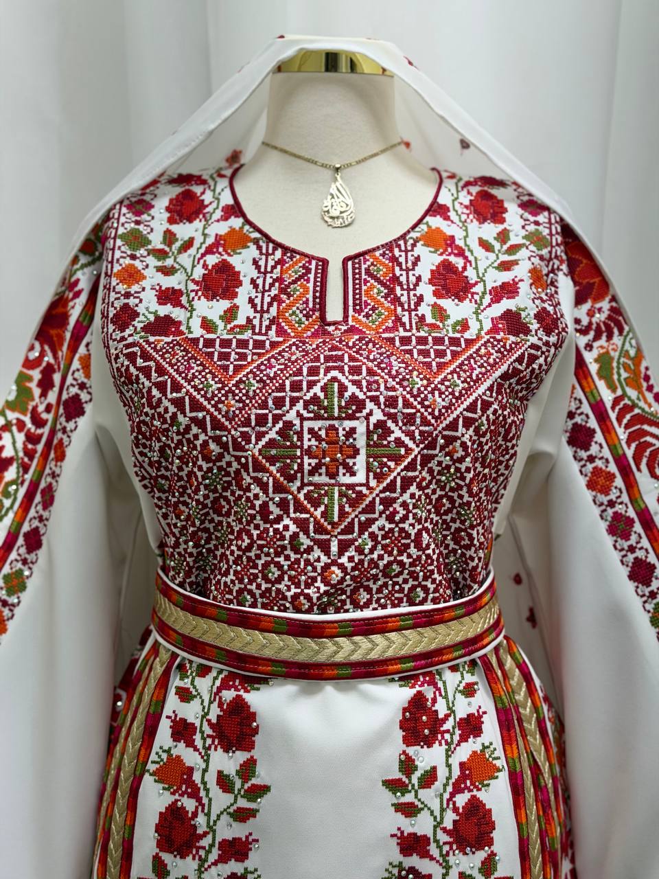 Raneem Bridal Thobe