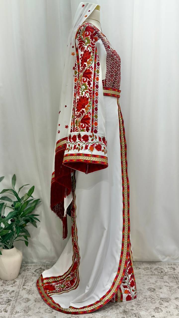 Raneem Bridal Thobe