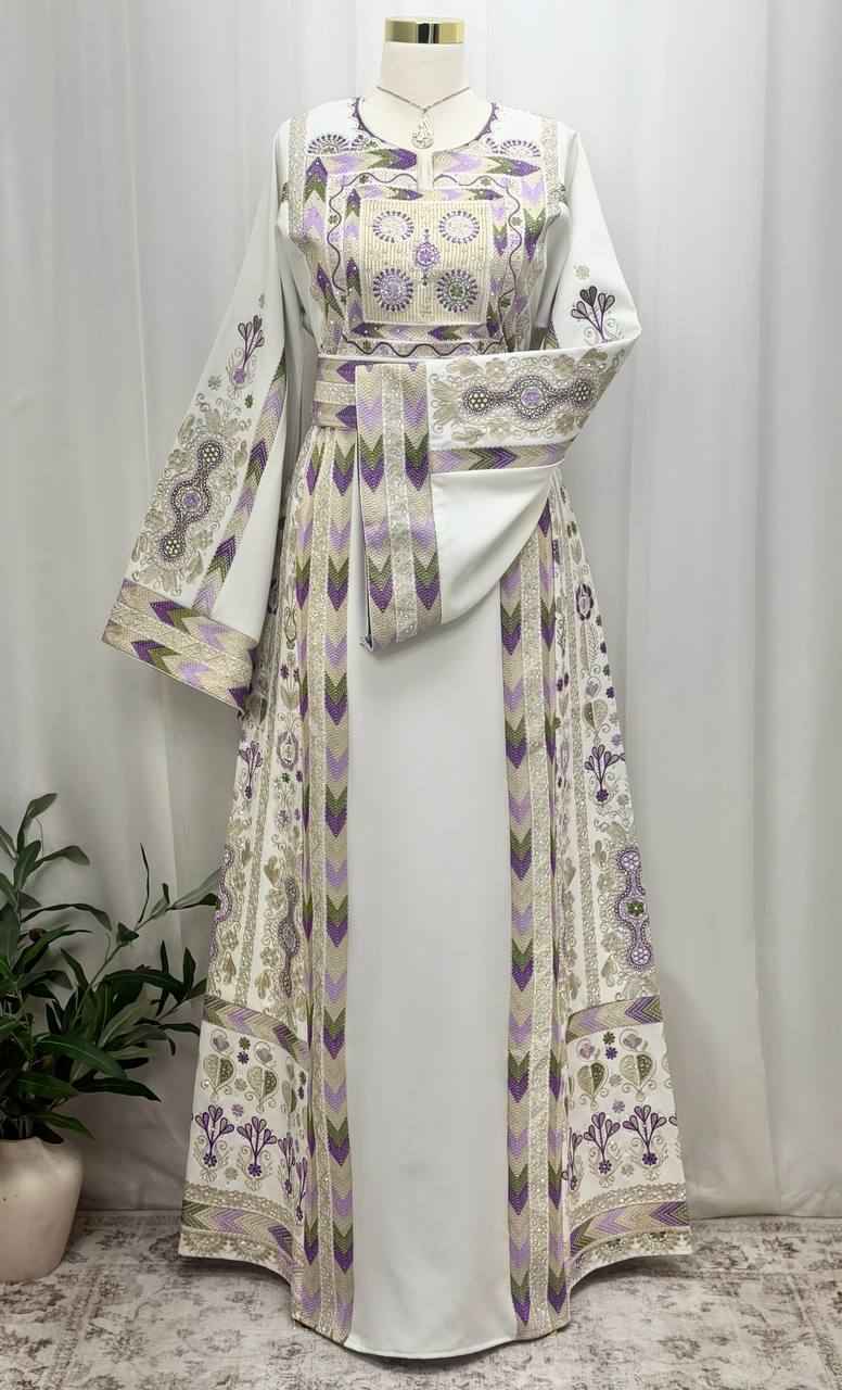 Nasmah Embroidered Thobe