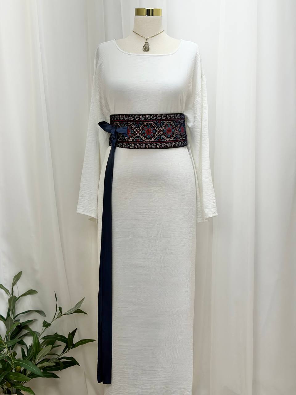 Heritage Velvet Embroidered Belt