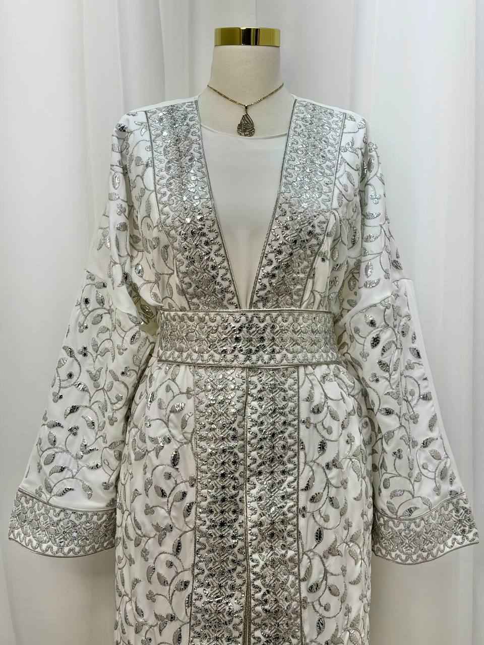Noor Al-Qamar Abaya