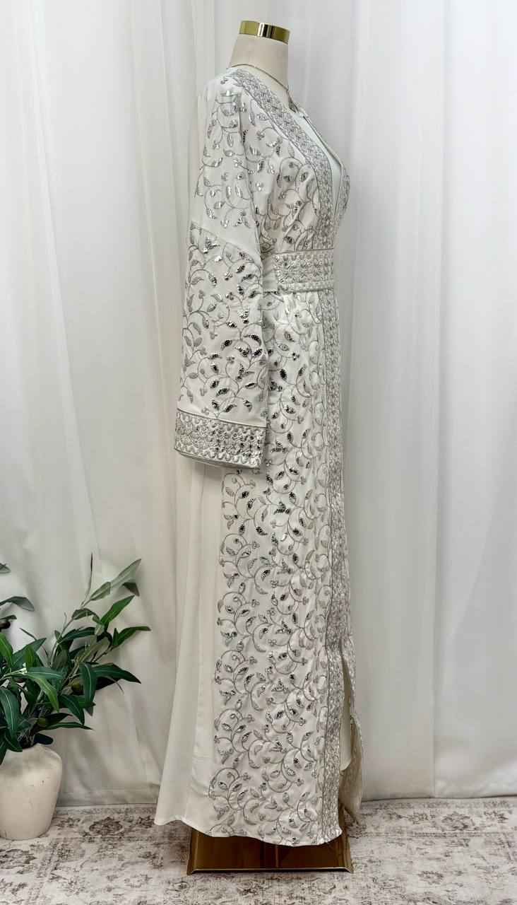Noor Al-Qamar Abaya