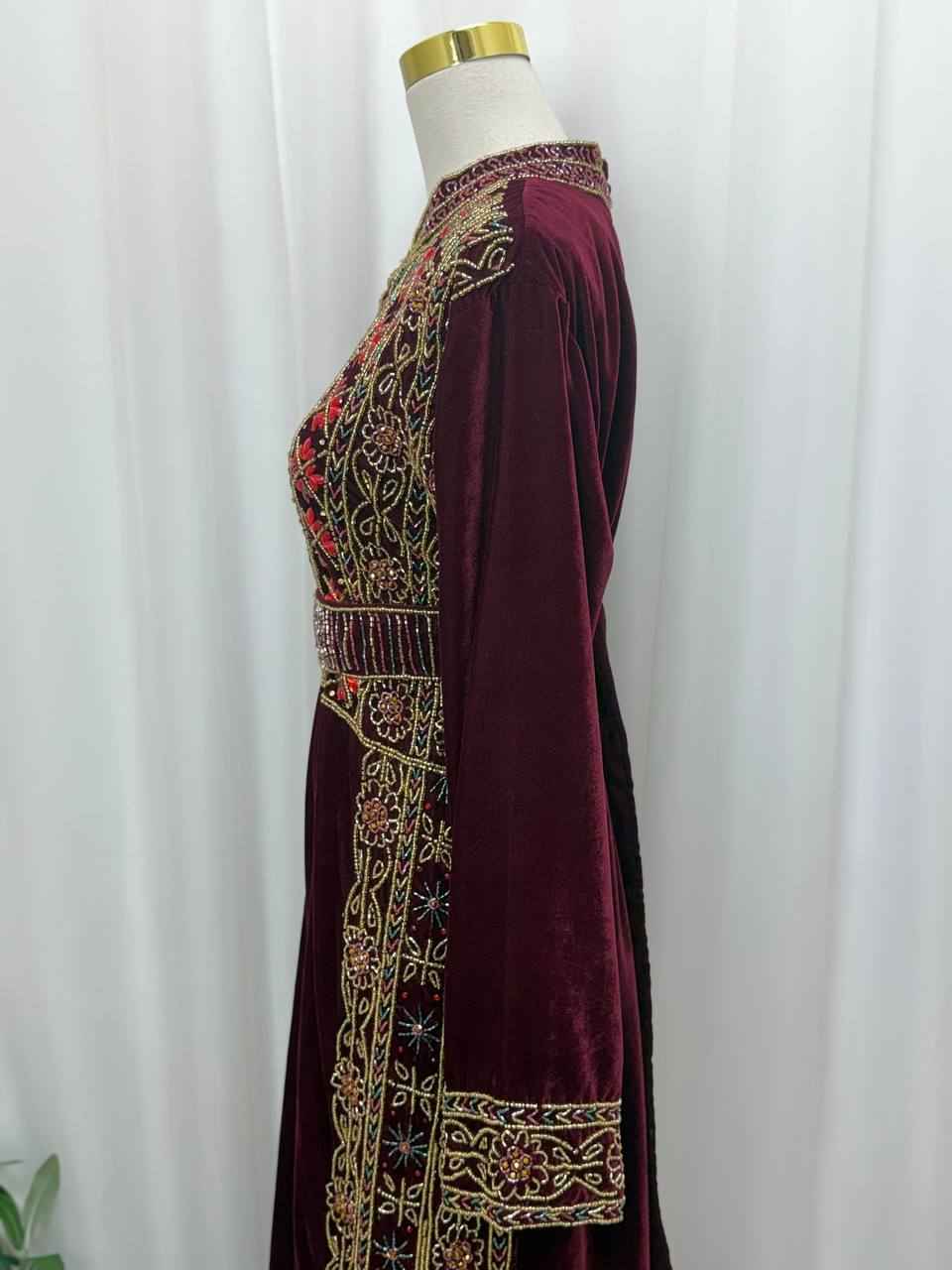 Layali Royale Velvet Thoub