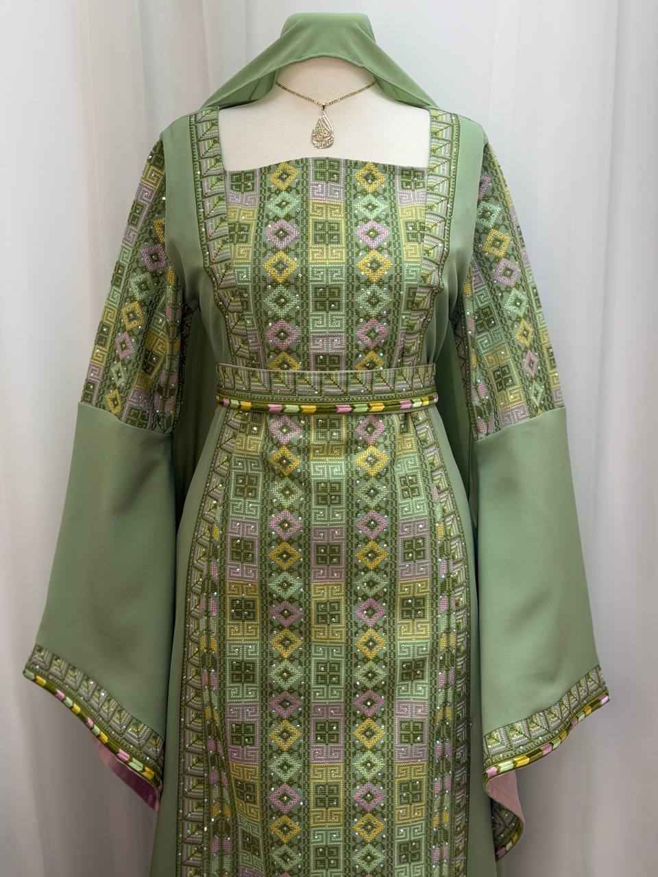 Layan Embroidered Couture Thobe