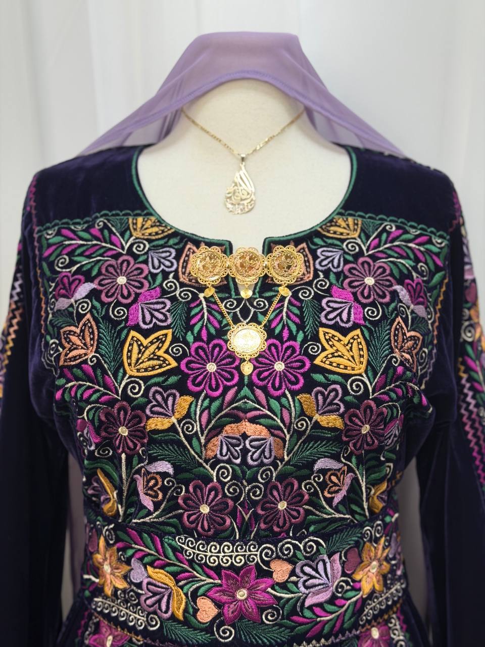 Noul Embroidered Velvet Thobe