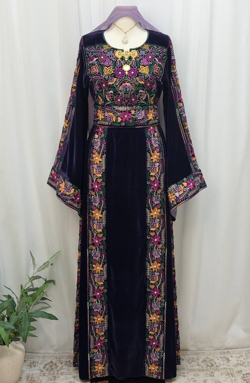 Noul Embroidered Velvet Thobe