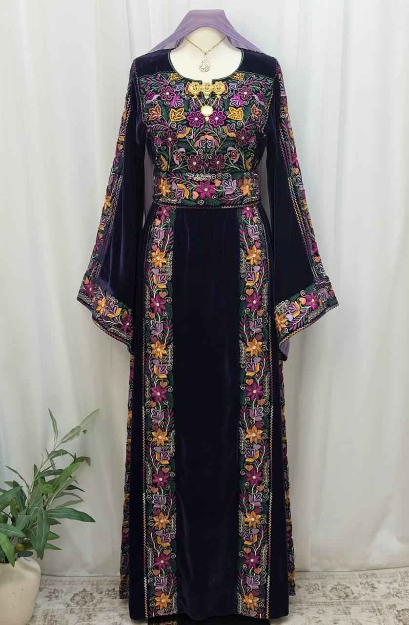 Noul Embroidered Velvet Thobe