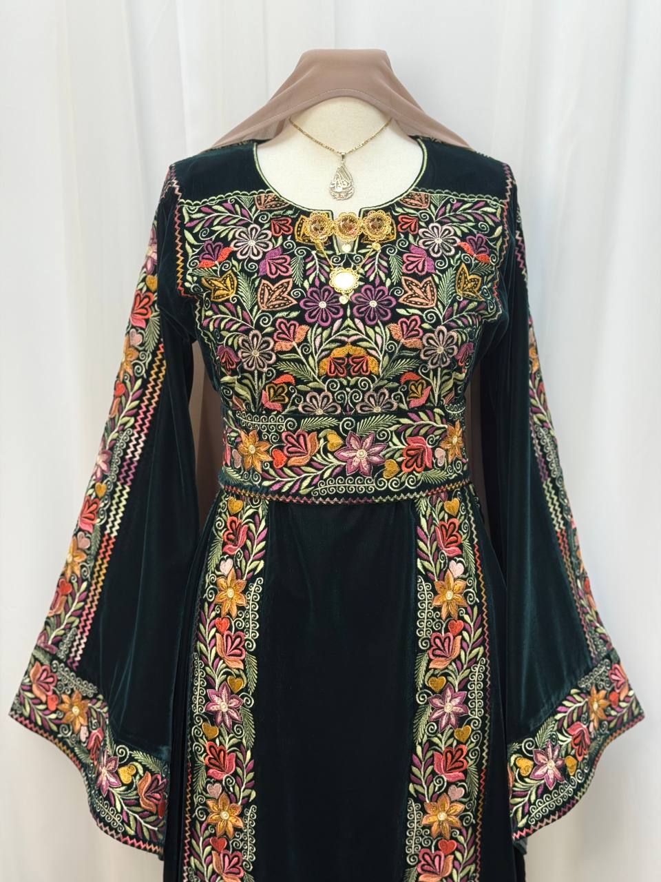 Noul Embroidered Velvet Thobe