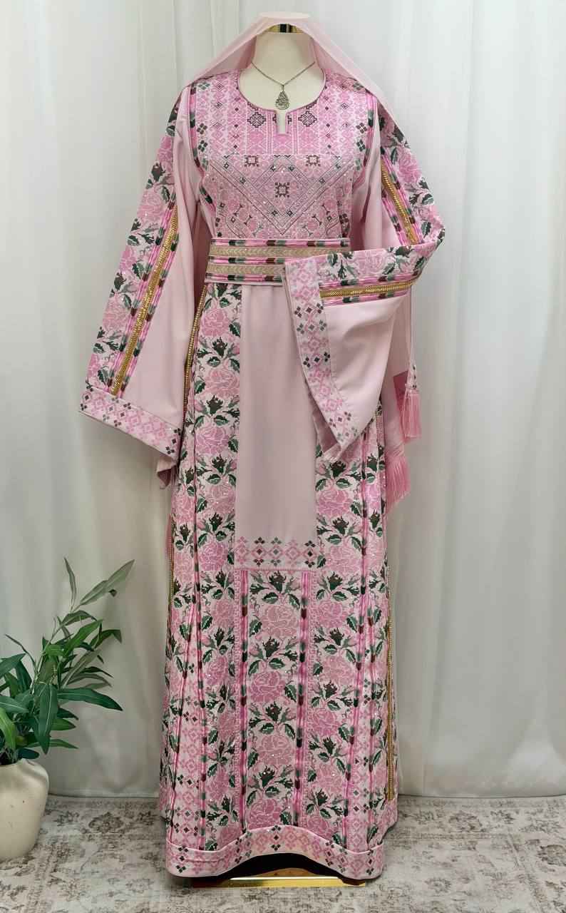 Dejan Embroidered Thobe with Beaded Manajel Details