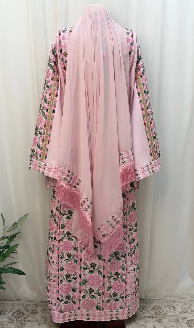 Hadeel Embroidered Thoub