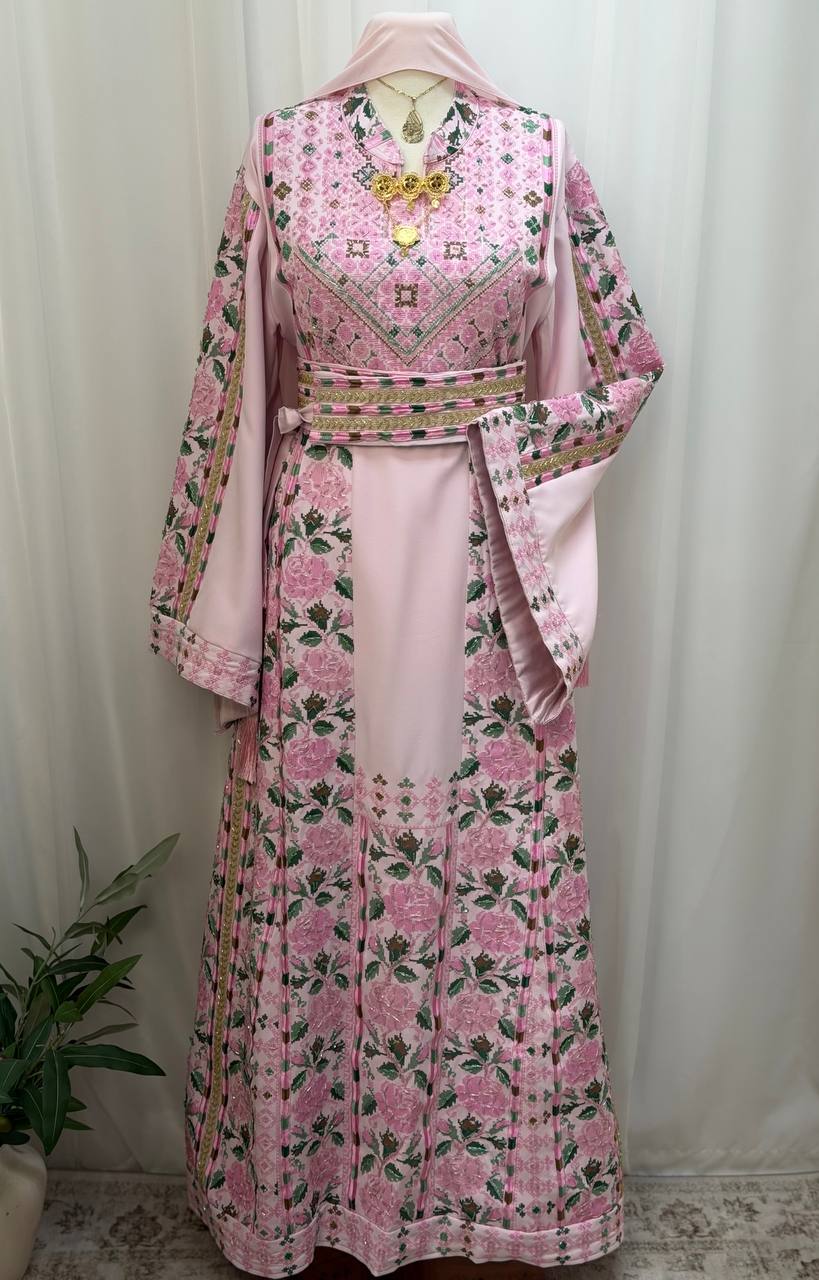Hadeel Embroidered Thoub