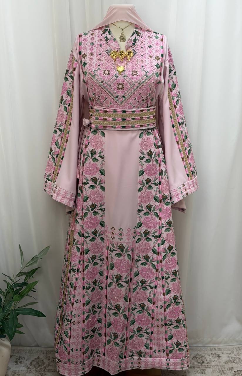 Hadeel Embroidered Thoub