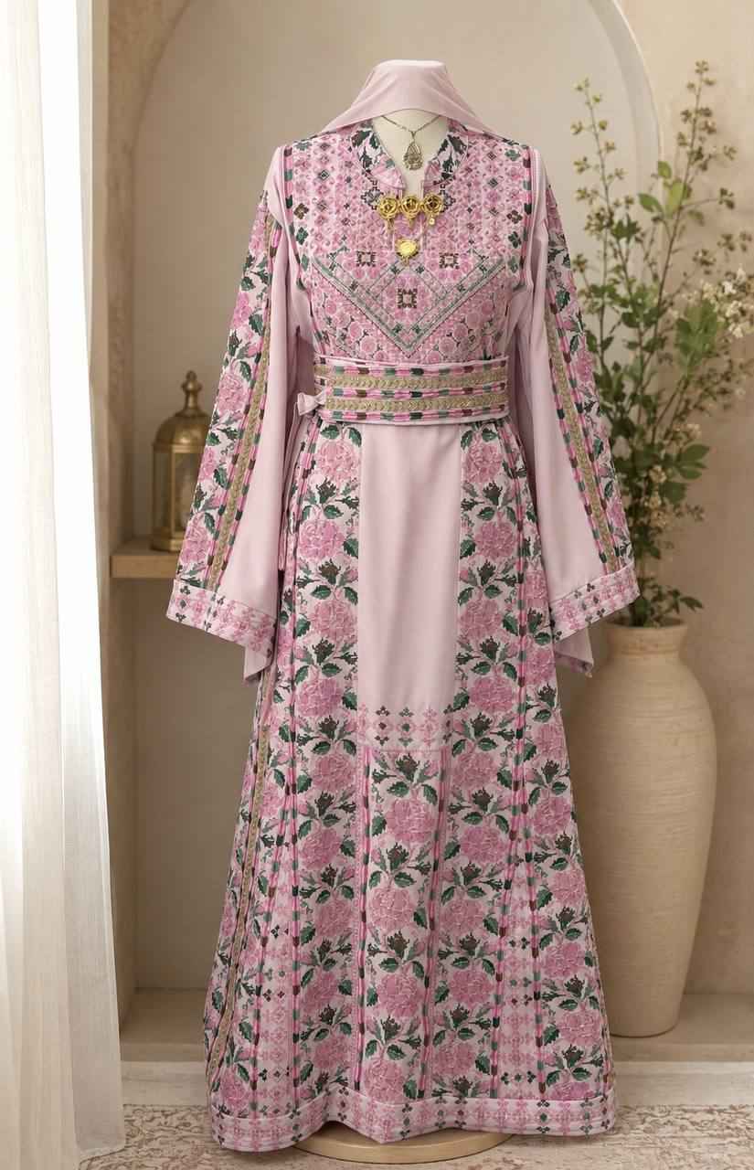 Hadeel Embroidered Thoub