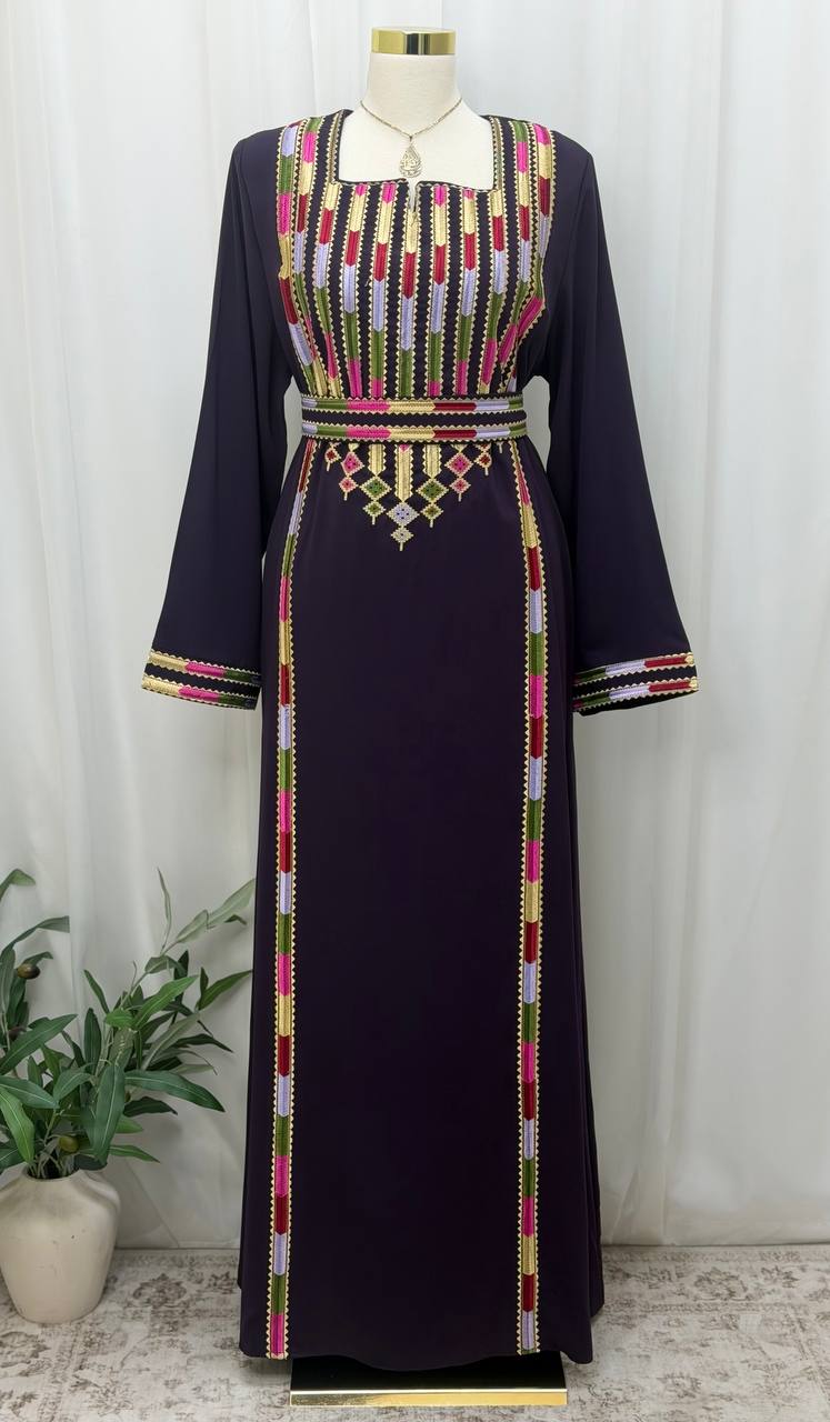 Suad โ Simple Embroidered Palestinian Thoub
