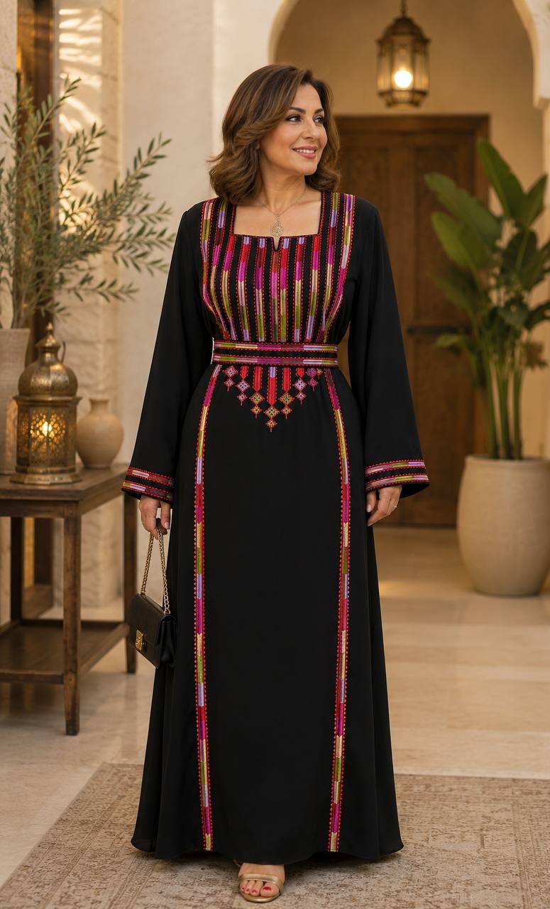 Suad – Simple Embroidered Palestinian Thoub