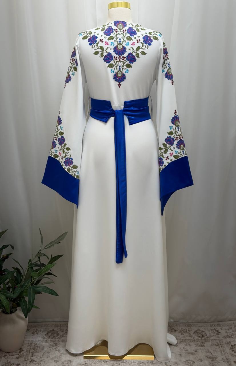 Yasmeen Embroidered Thobe
