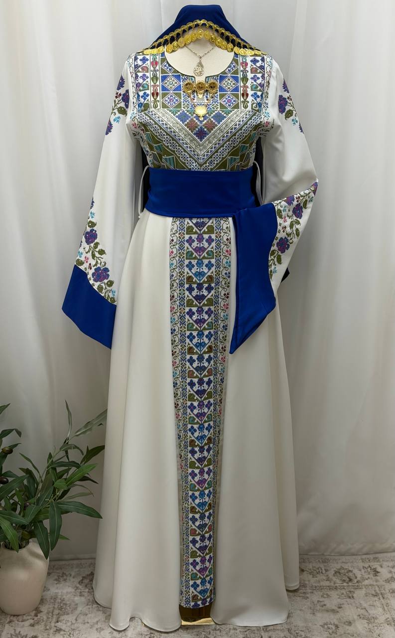 Yasmeen Embroidered Thobe