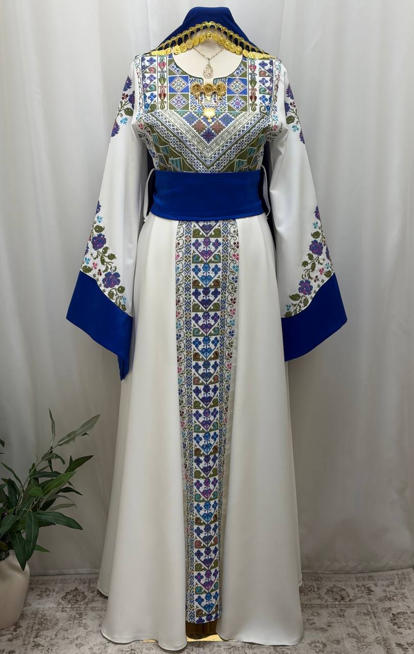 Yasmeen Embroidered Thobe