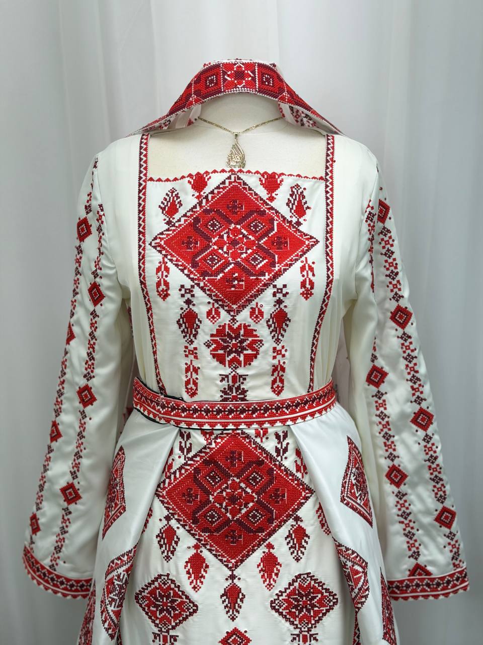 Dalila Embroidered Satin Thobe