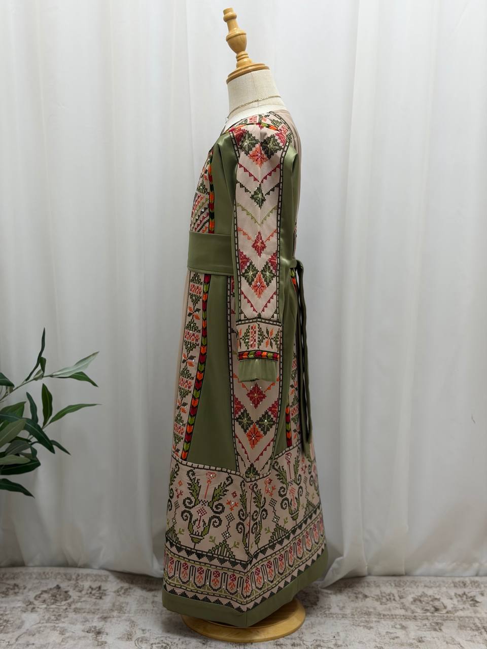 Palestinian Heritage Girls’ Thobe