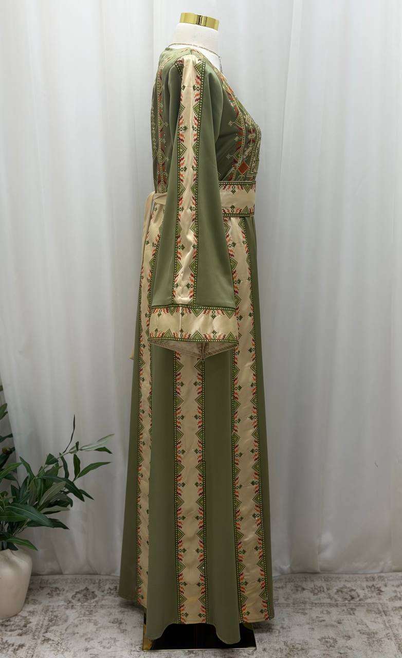 Four-Panel Embroidered Satin Thobe