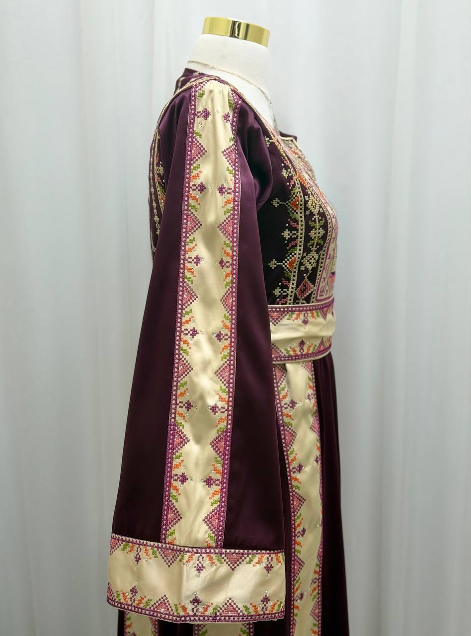 Four-Panel Embroidered Satin Thobe