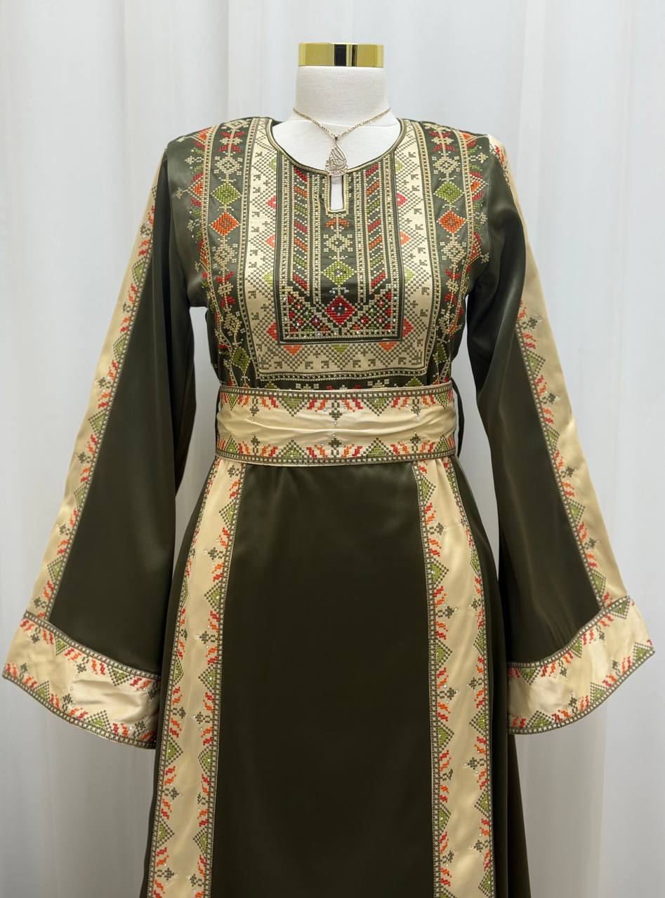 Four-Panel Embroidered Satin Thobe