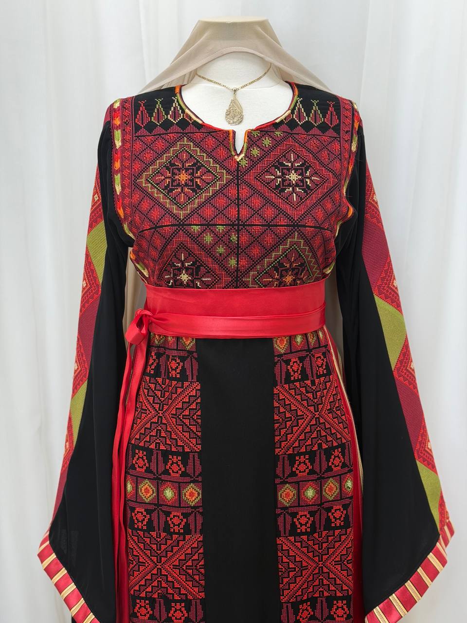 Aseel Heritage Embroidered Thobe