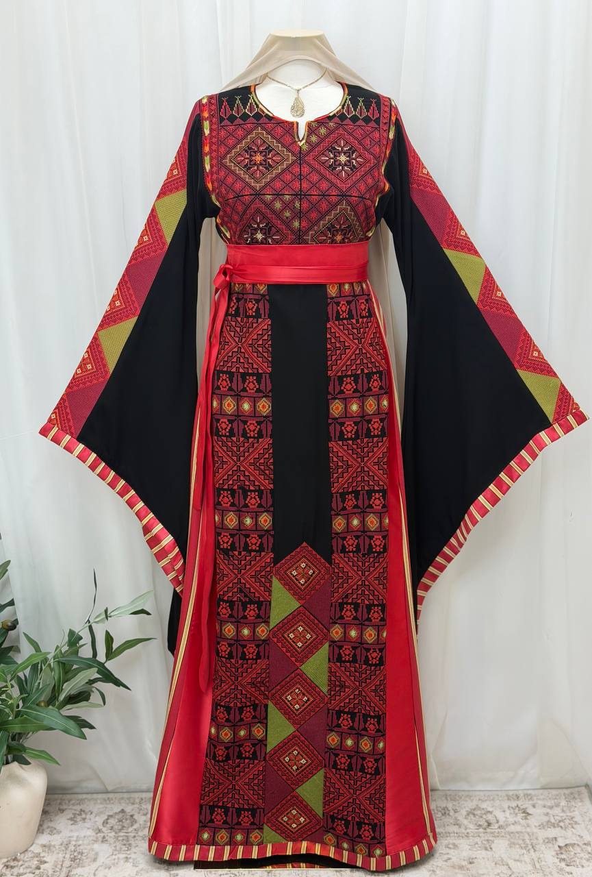 Aseel Heritage Embroidered Thobe