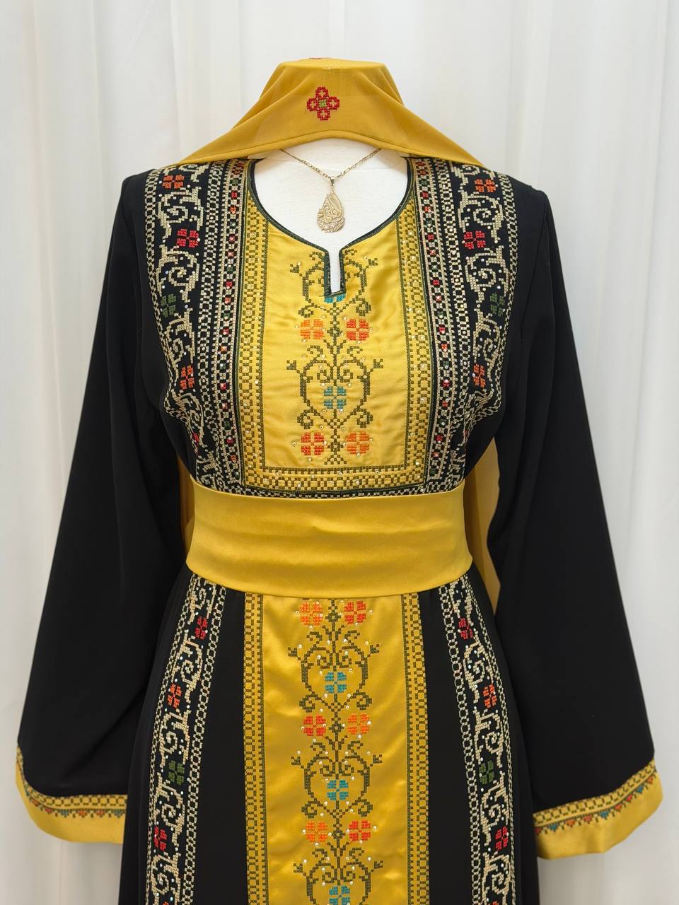 Rania Embroidered Thobe