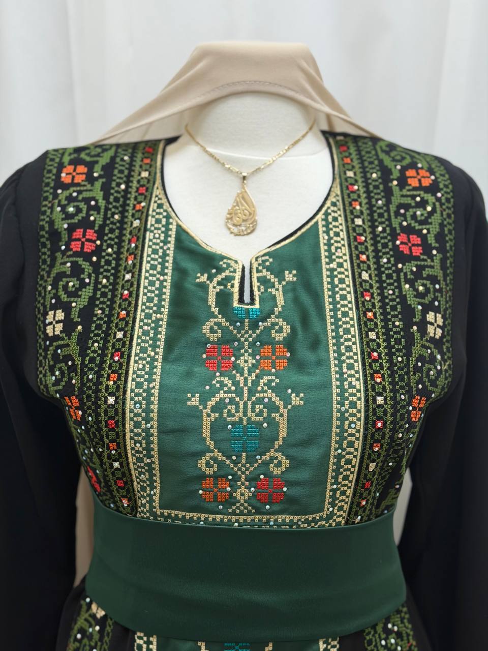 Rania Embroidered Thobe