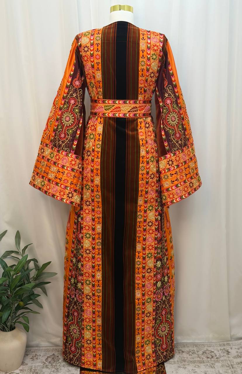 Malikat Al Jannah Wal Nar – Palestinian Embroidered Thobe