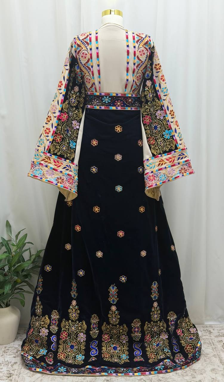 Malika – Luxury Palestinian Embroidered 4-Piece Thobe Set