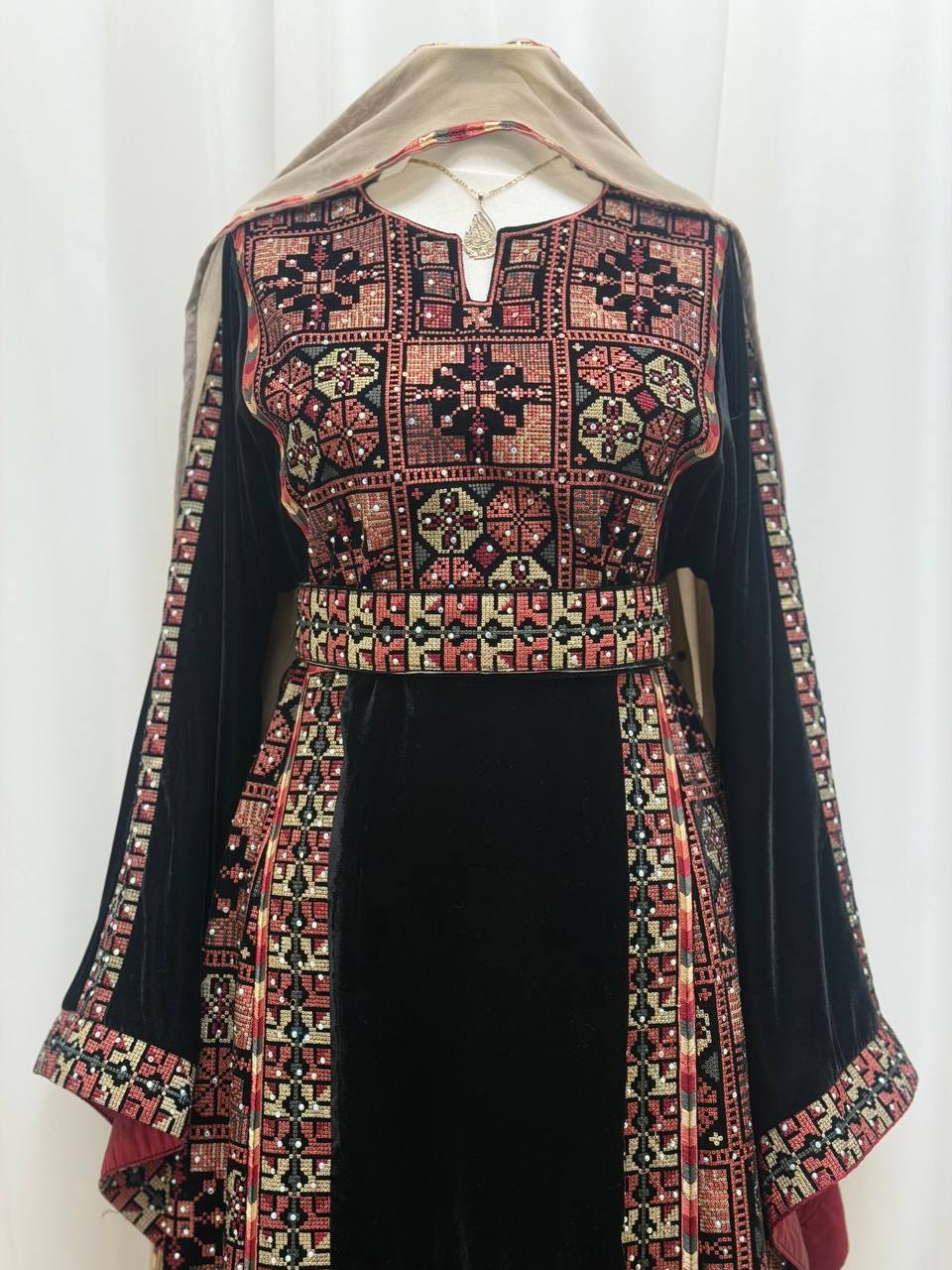 Palestinian Embroidered Velvet Thobe Set