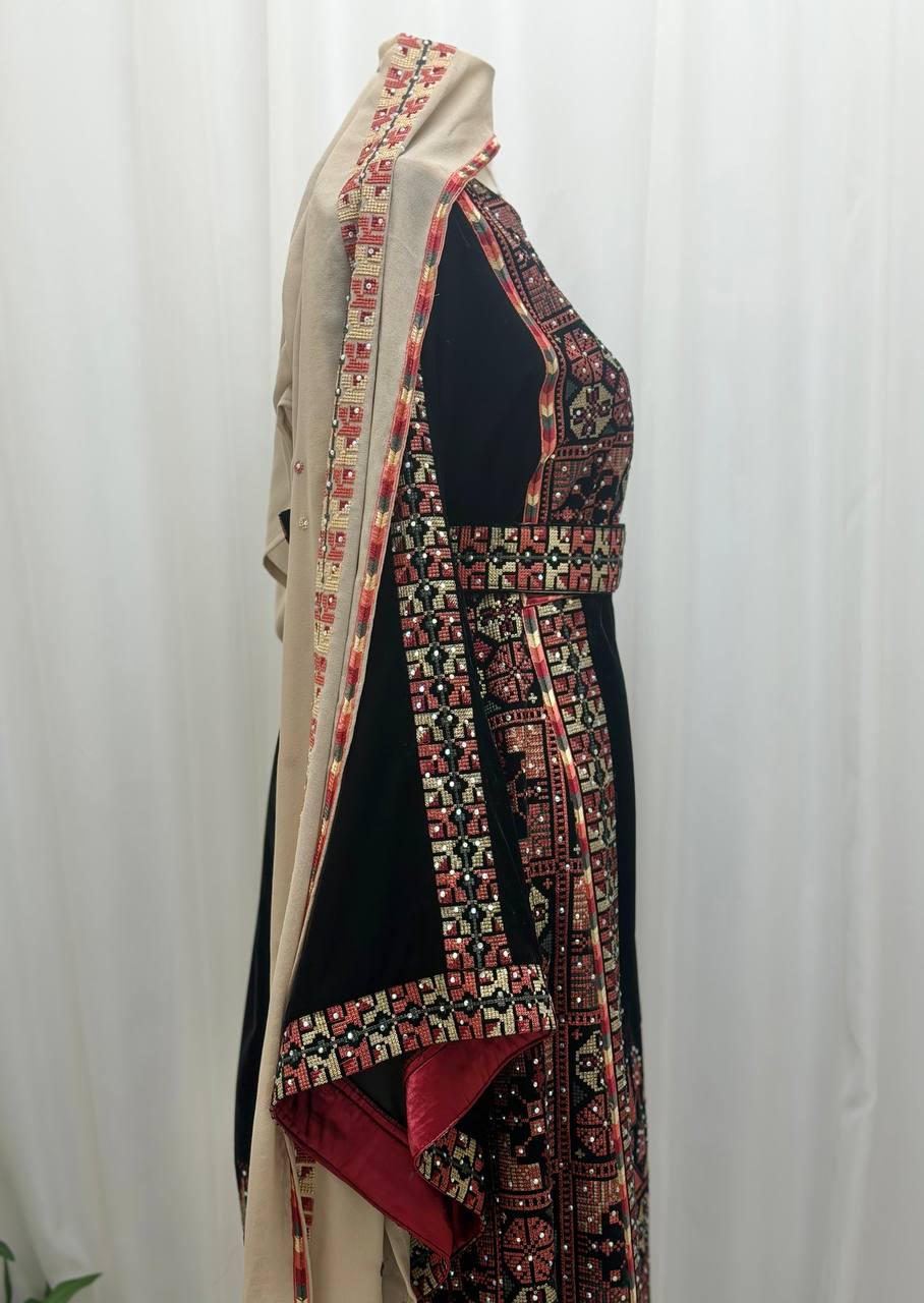 Palestinian Embroidered Velvet Thobe Set