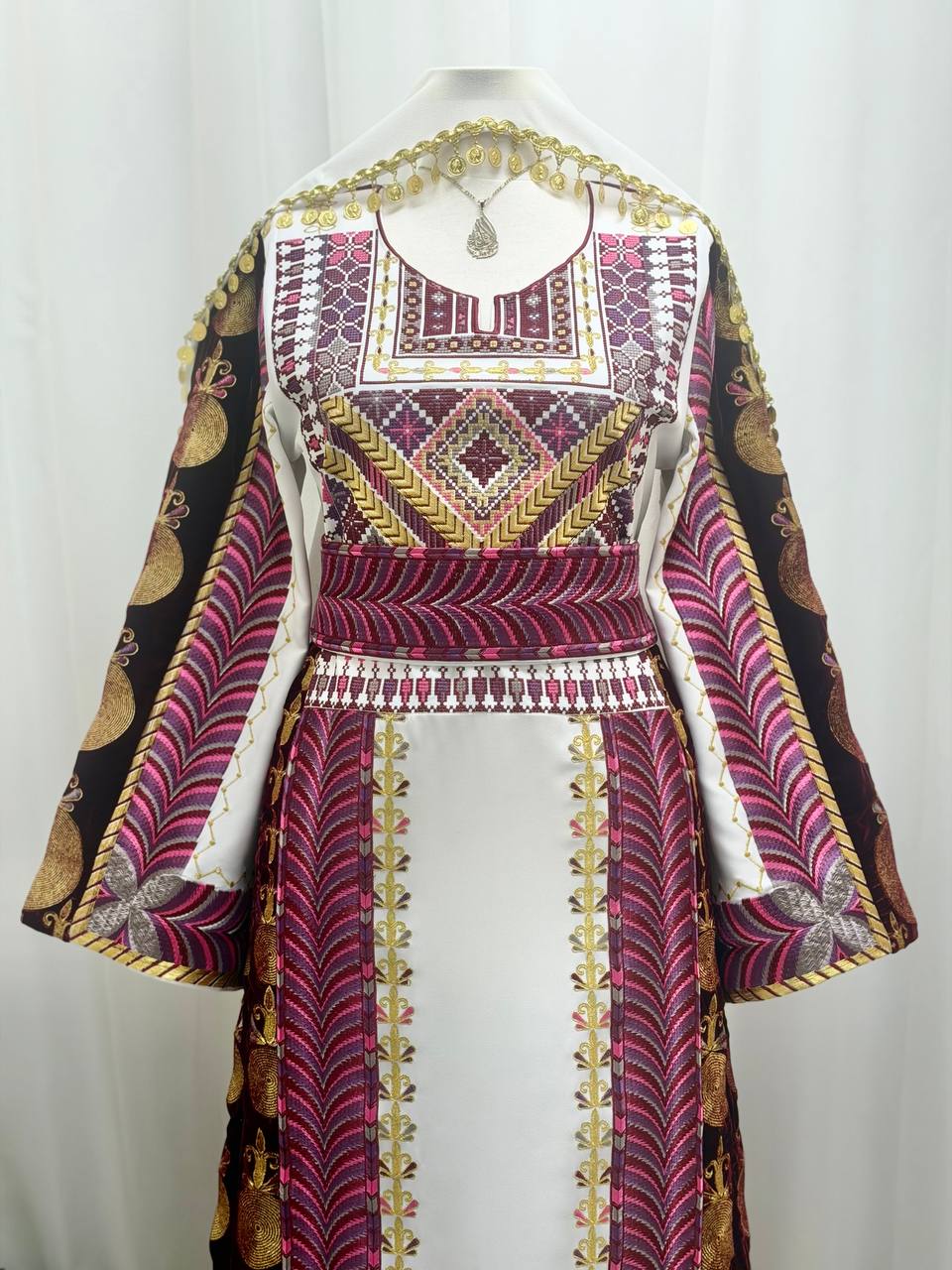 Al Maliha – Palestinian Embroidered Thobe with Tie Belt