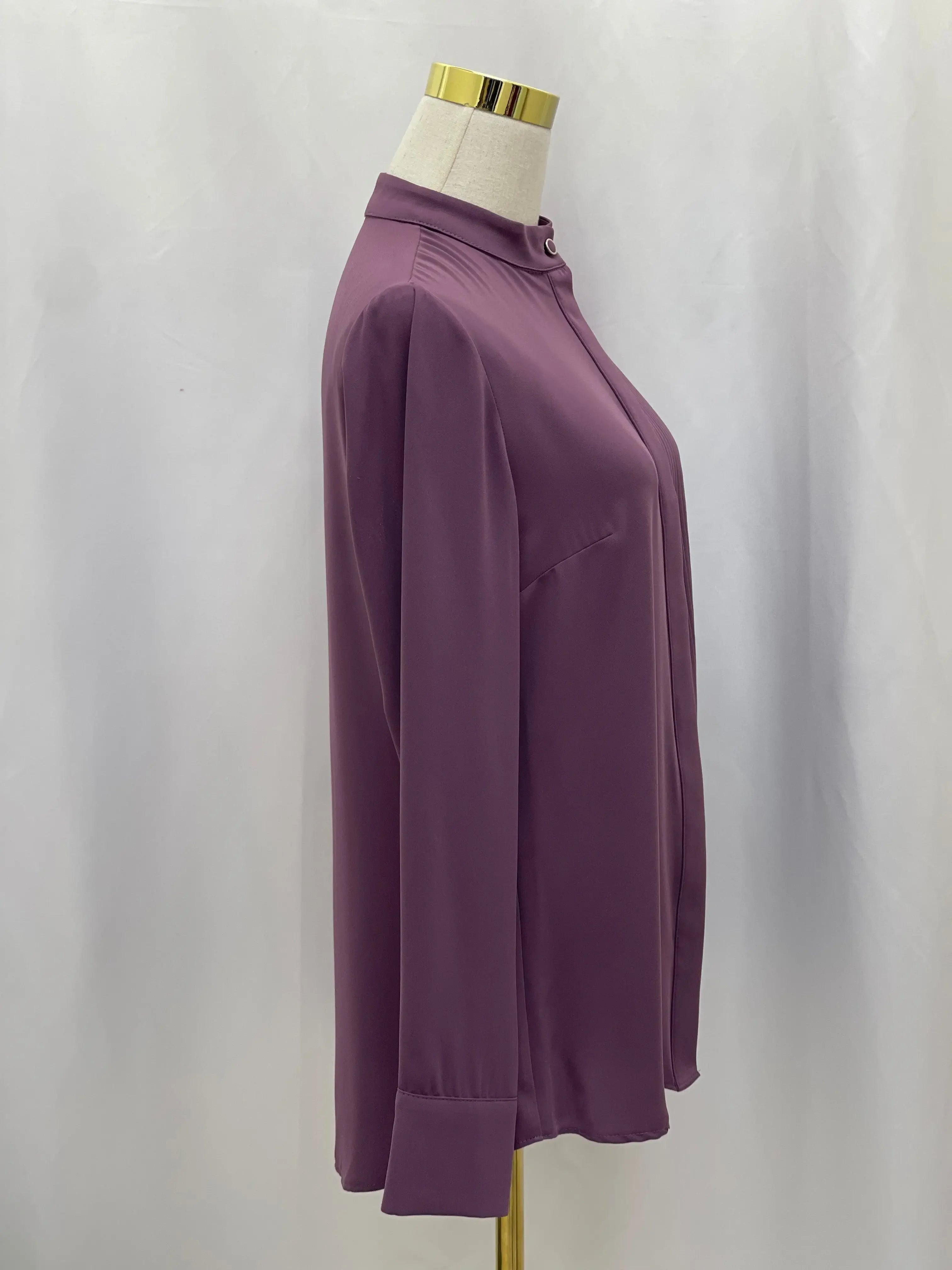 Timeless Elegance: The Expertly Designed Pleated Blouse Palestinian Elegance