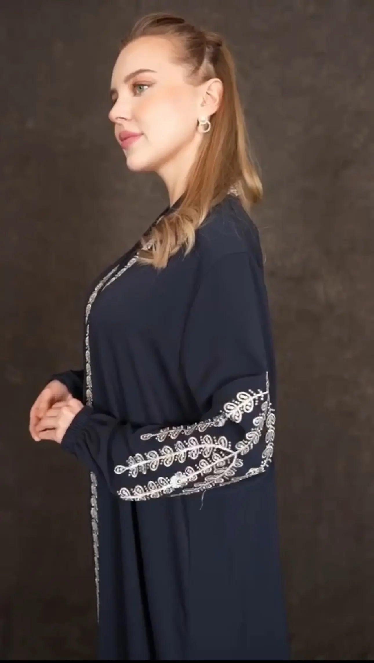 Palestinian Elegance plus size embroidered abaya in navy blue with white detailed sleeve embroidery
