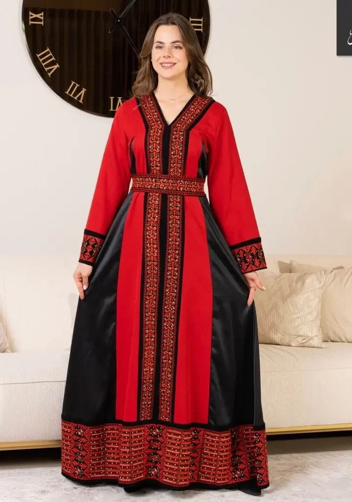 Queen Rania Thoub: Luxurious Elegance Fit for Royalty - Palestinian Elegance