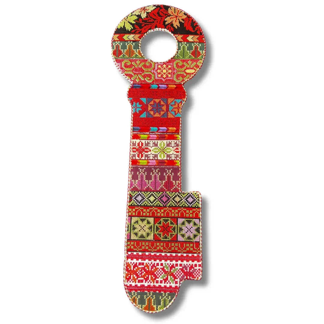 tatreez key accessory with traditional Palestinian embroidery patterns by Palestinian Elegance