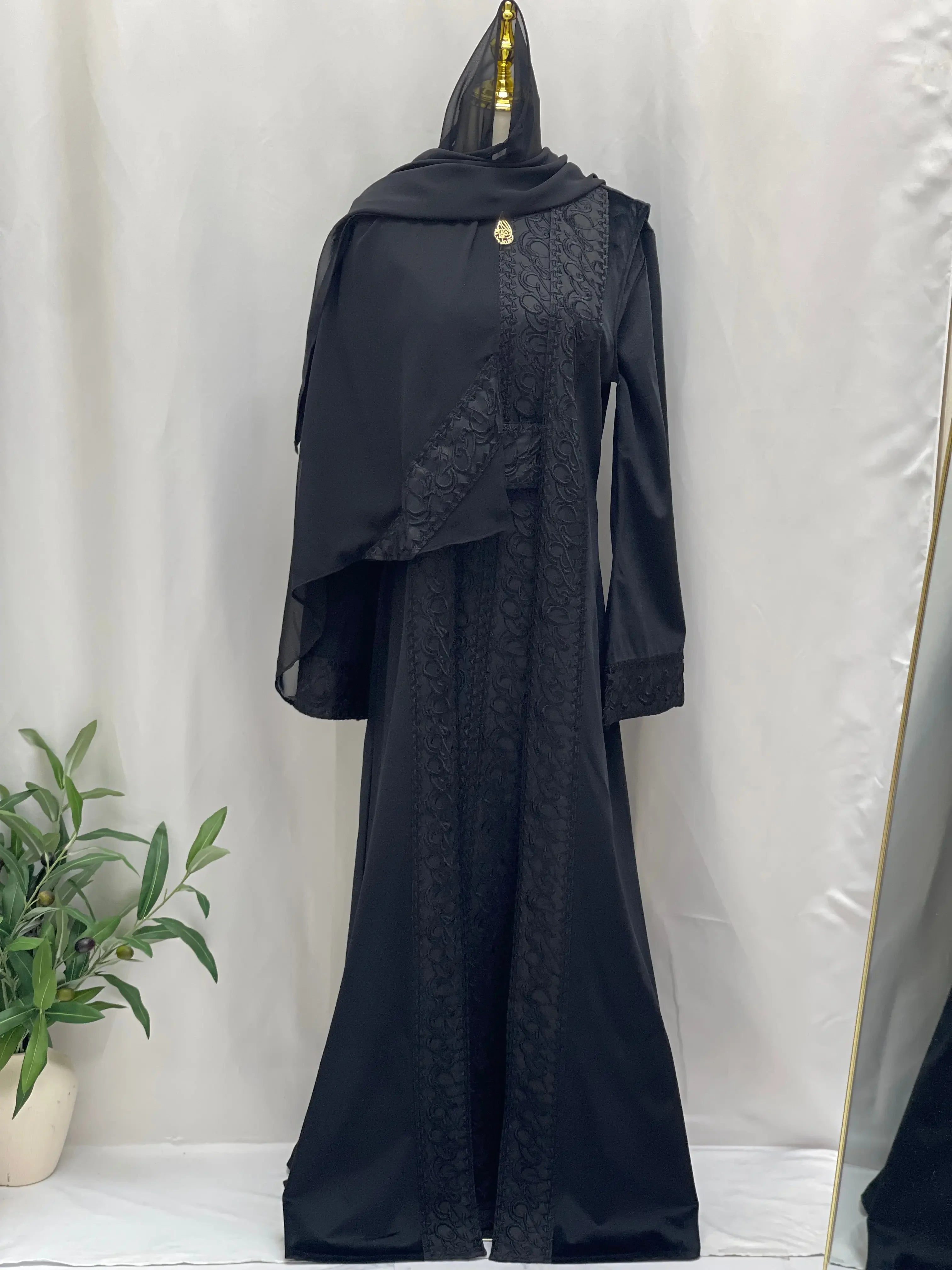 Palestinian Elegance Velvet 3pcs Set Arabic Letters Abaya Palestinian Elegance