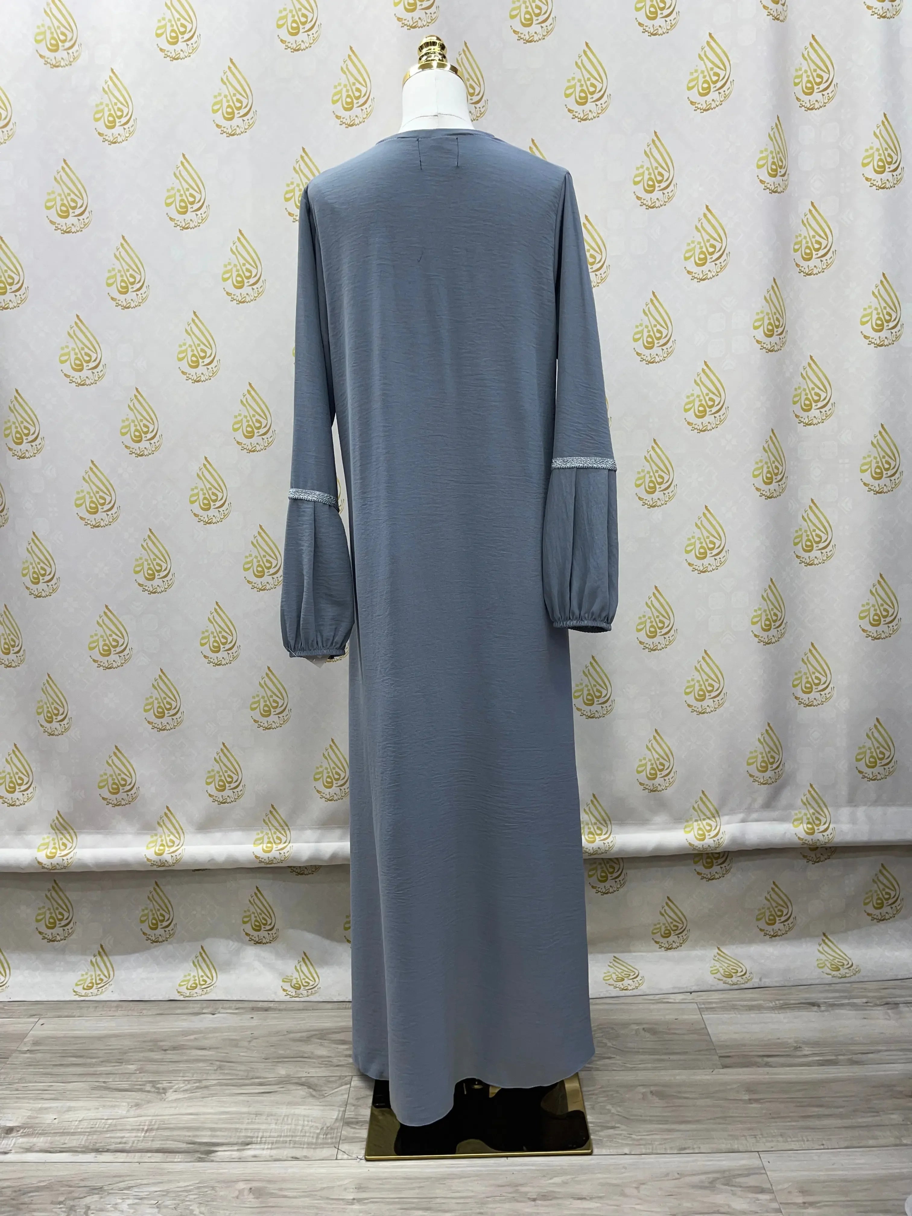 Stunning Abaya: Elegant Design and Comfortable Fit for Every Occasion - Palestinian Elegance