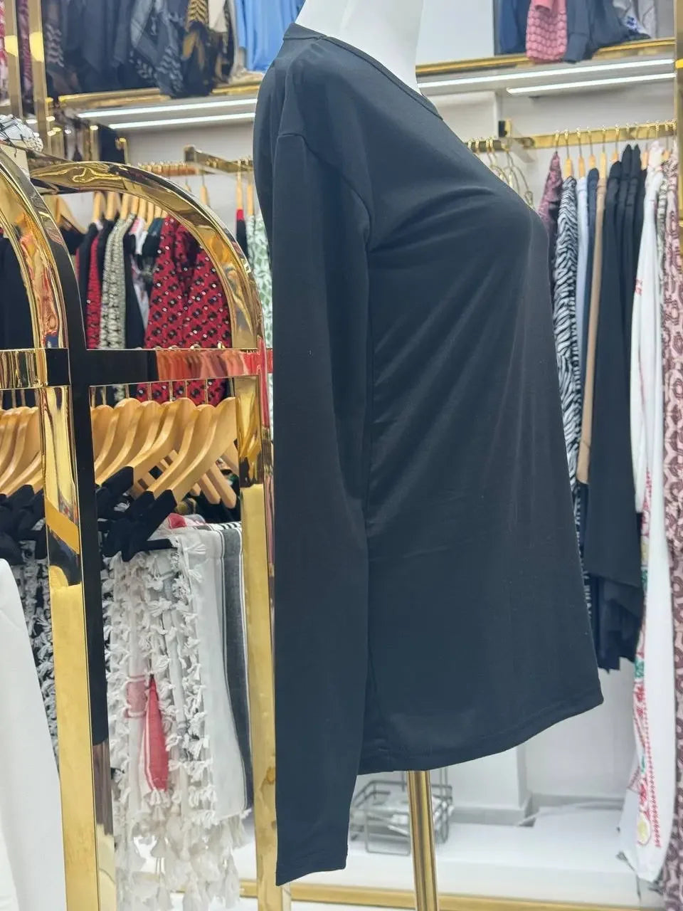 Comfort Meets Style: Long Sleeves Body Shirt Palestinian Elegance