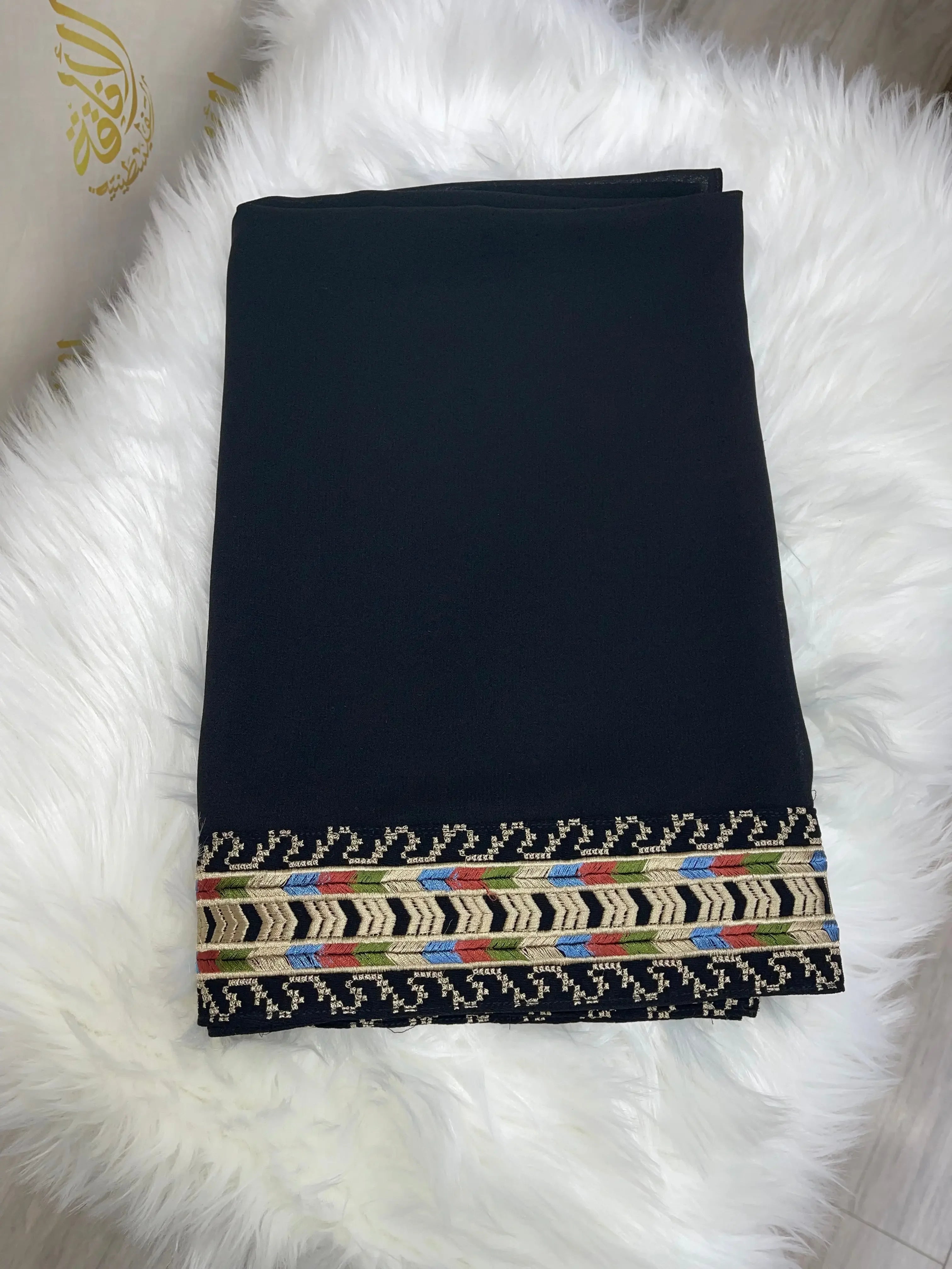 Khirka Shal with Tatreez: Elegance and Tradition in One - Palestinian Elegance